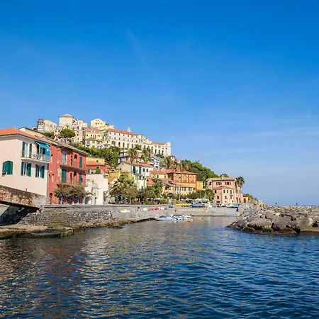 3 Bedroom Pet Friendly In Σπίτι διακοπών *