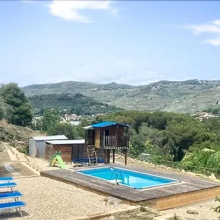 度假居 Gorgeous In With Outdoor Swimming Pool