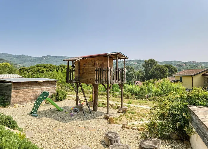 3 Bedroom Pet Friendly In *