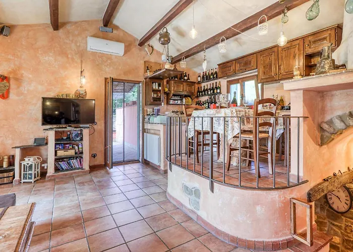 Prázdninový dům 3 Bedroom Pet Friendly In *